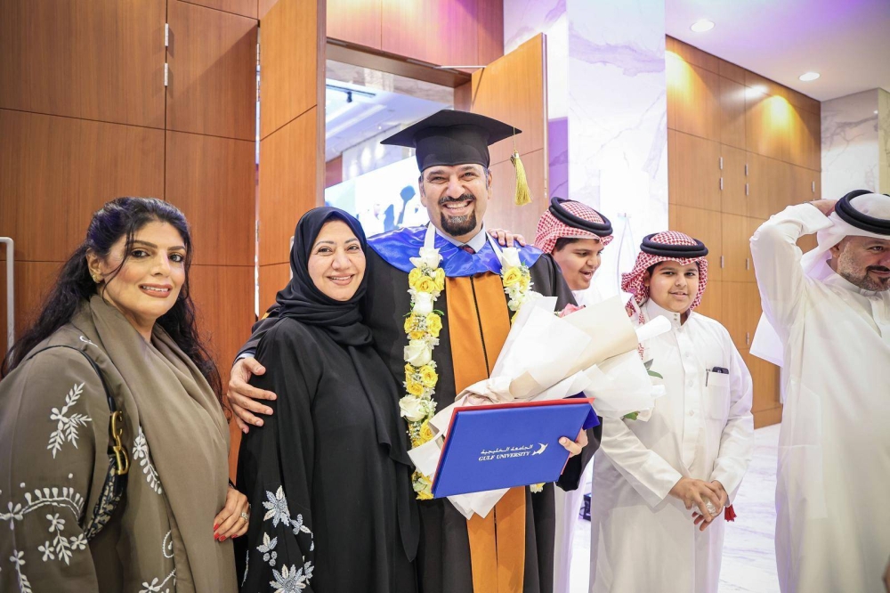 الجامعة الخليجية تحتفي بتخريج 247 من طلبة الفوج الـ 21 بمختلف التخصصات