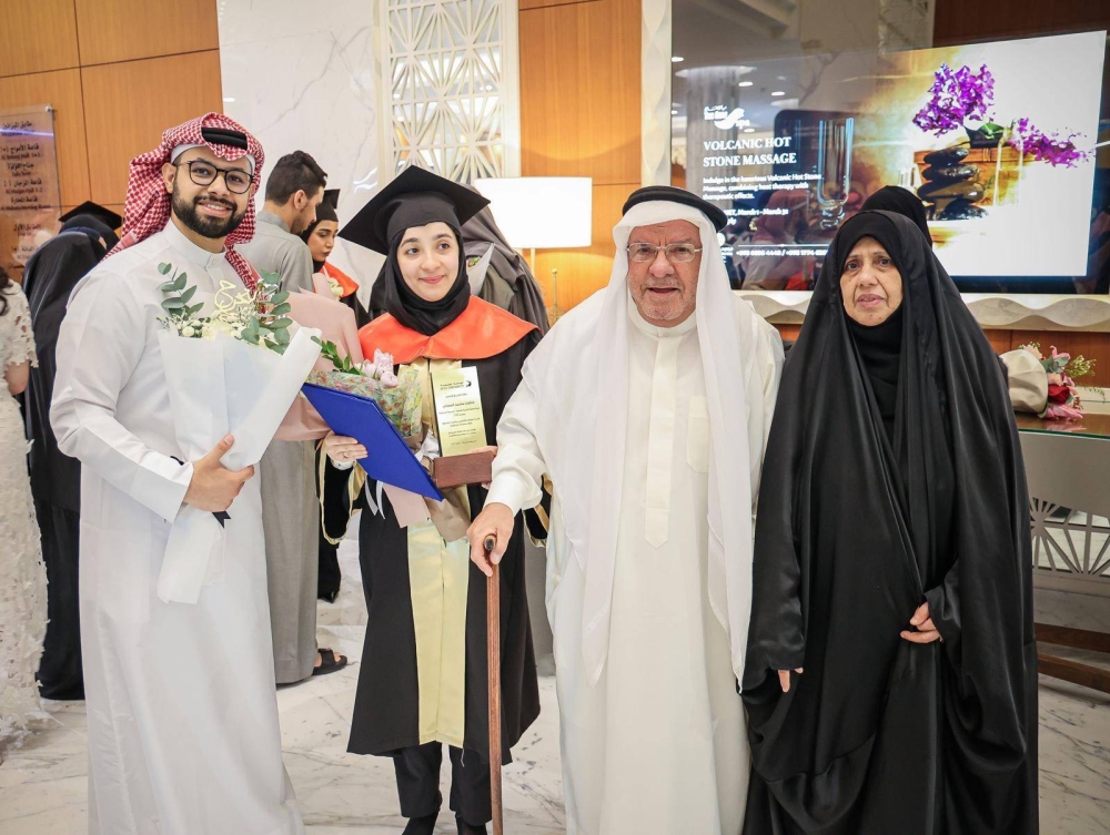 الجامعة الخليجية تحتفي بتخريج 247 من طلبة الفوج الـ 21 بمختلف التخصصات