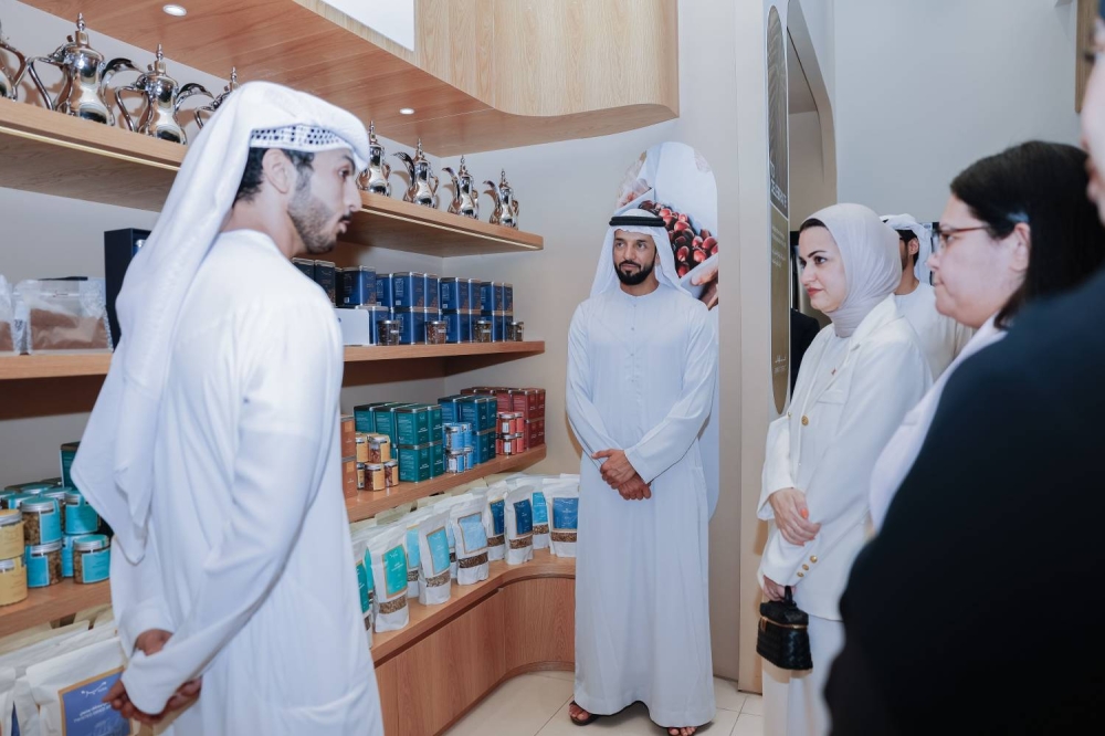 وزيرة شؤون الشباب تزور عددًا من المراكز والمبادرات الشبابية وتشارك في حلقة شبابية بحرينية &ndash; إماراتية