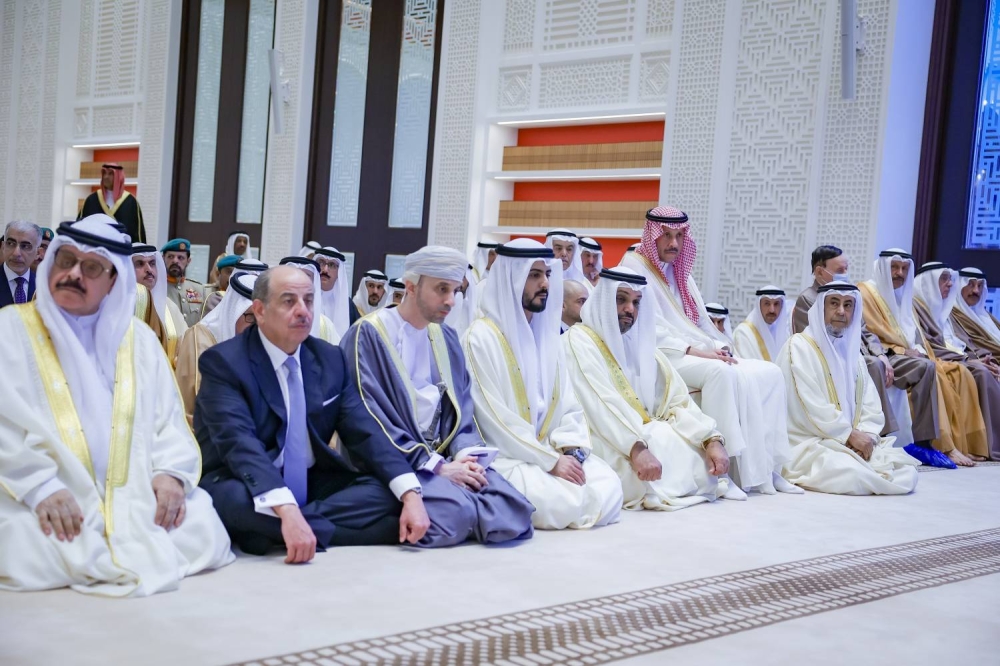 الملك يؤدي صلاة عيد الاضحى المبارك