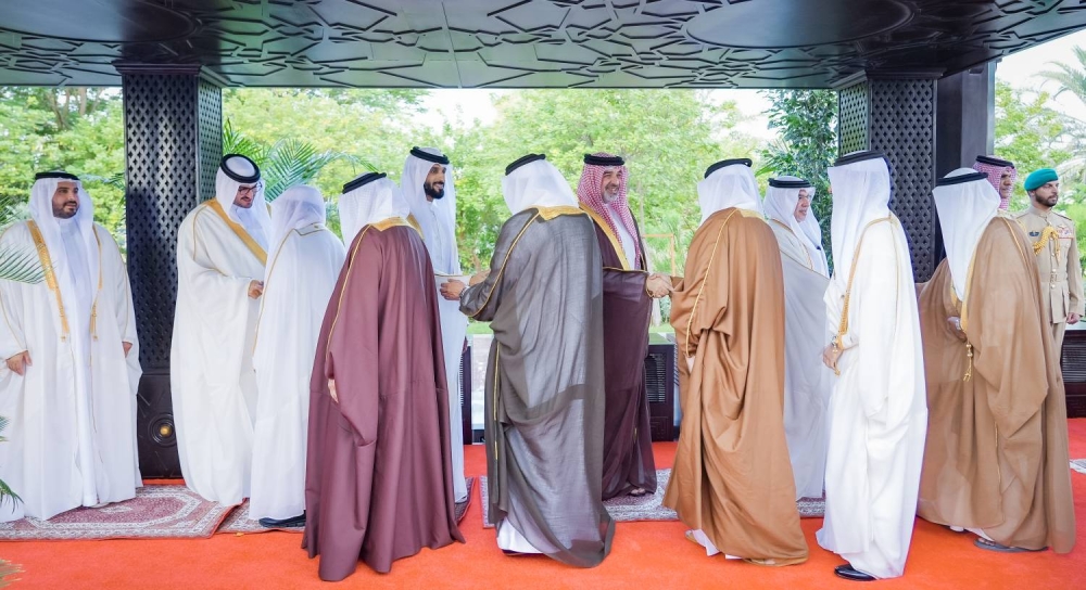 الملك يؤدي صلاة عيد الاضحى المبارك