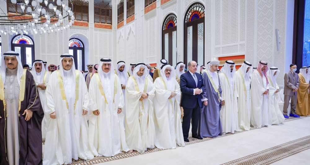 الملك يؤدي صلاة عيد الاضحى المبارك