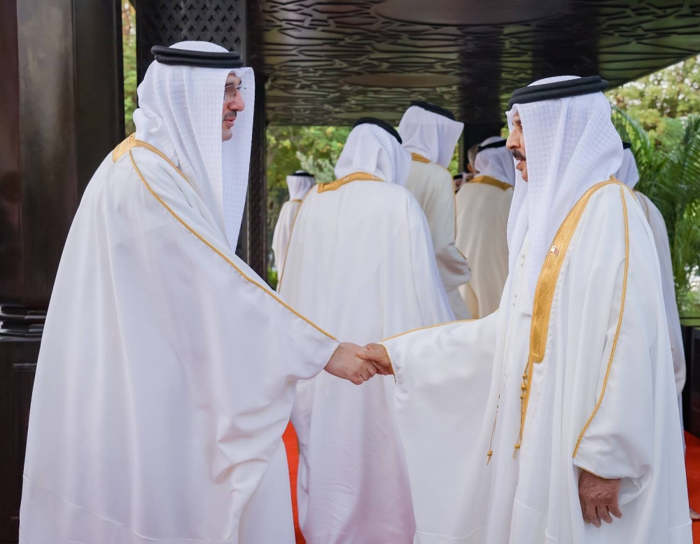 الملك يؤدي صلاة عيد الاضحى المبارك