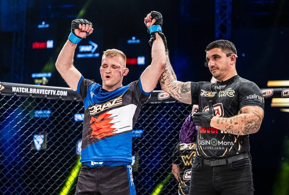 &laquo;فخر الدين&raquo; أول عربي يتوّج بـ3 ألقاب عالمية في فنون القتال المختلطة