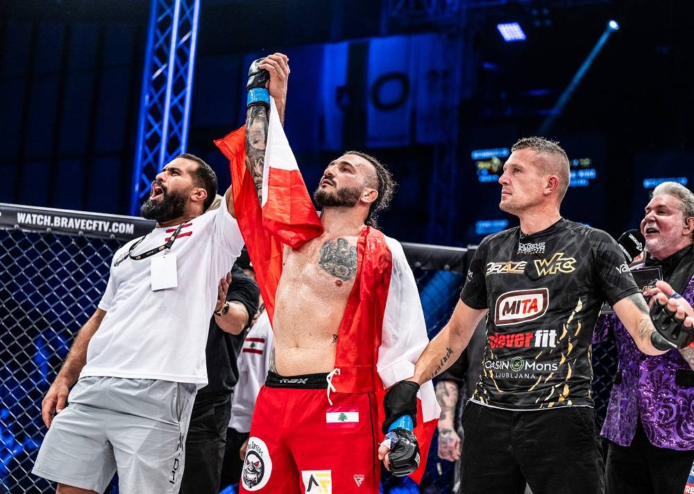 &laquo;فخر الدين&raquo; أول عربي يتوّج بـ3 ألقاب عالمية في فنون القتال المختلطة