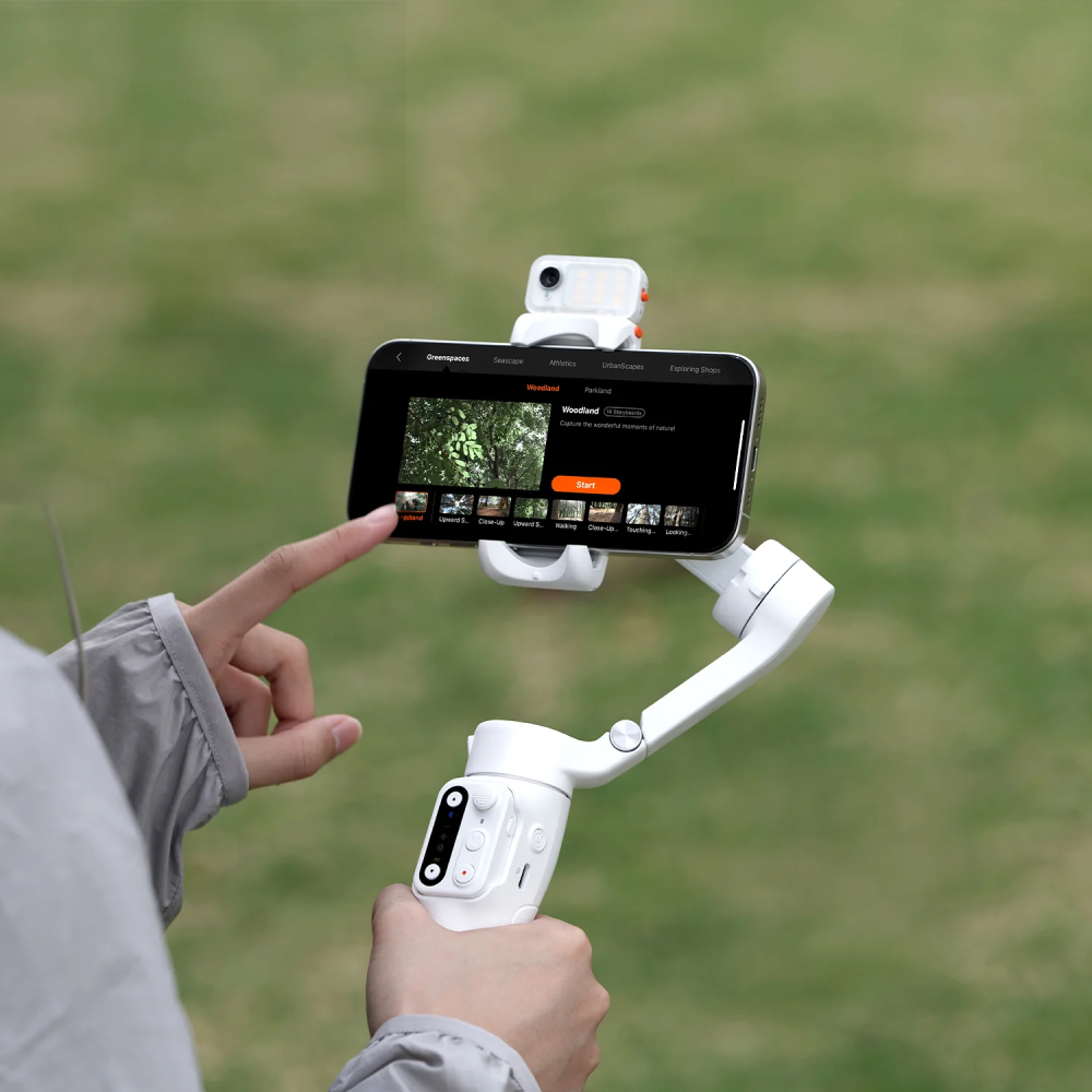 بشاشة تحكم ولمبة إضاءة مدمجة.. Hohem تطلق مثبت الهواتف الذكية V3 Ultra بميزات متقدمة