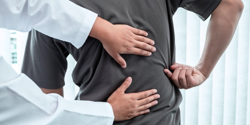 أعراض "لفحة الهواء" في الظهر وطريقة علاجها