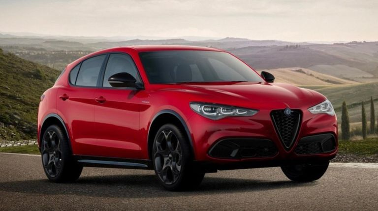 ألفاروميو ستلفيو 2025.. الأناقة والابتكار في فئة السيارات الرياضية الفاخرة