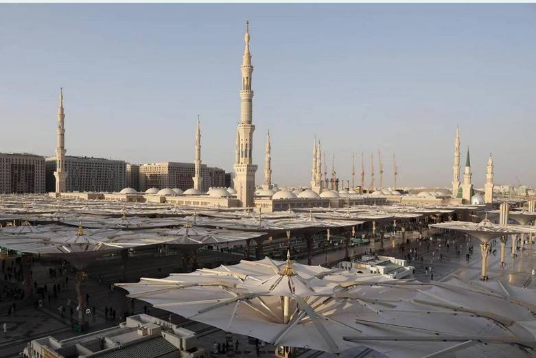 السعودية تُعلن نجاح موسم الحج والمدينة تستقبل طلائع الزوّار