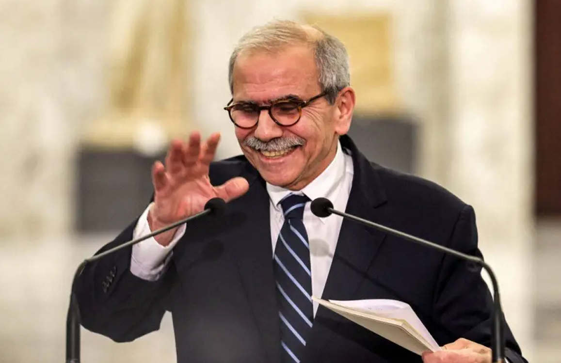 رئيس الحكومة اللبنانية: نزعنا السلاح من 500 مخزن في الجنوب وعززنا أمن مطار بيروت