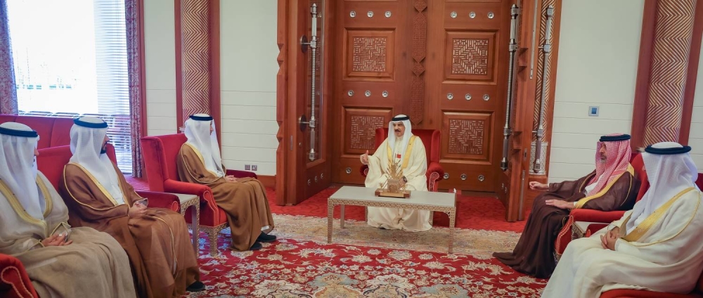 الملك المعظم يستقبل وزير دولة للتجارة الخارجية بدولة الإمارات