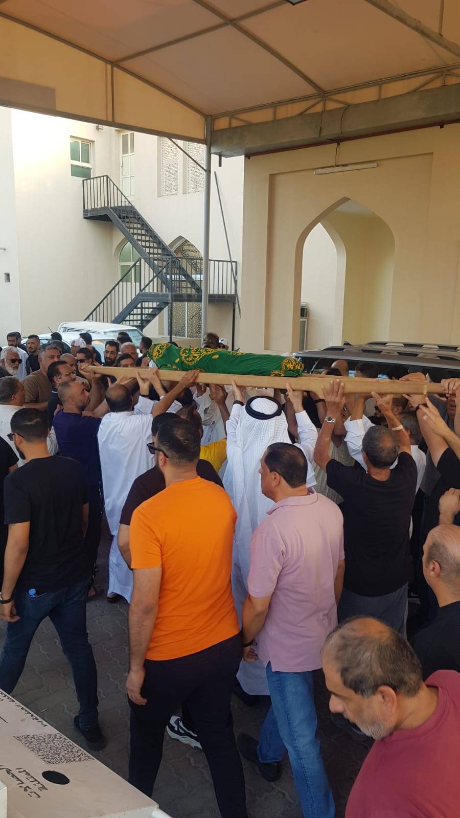 الطفل عبدالعزيز يبكي البحرين ويغادر الحياة متأثراً بإصاباته بحادث سار