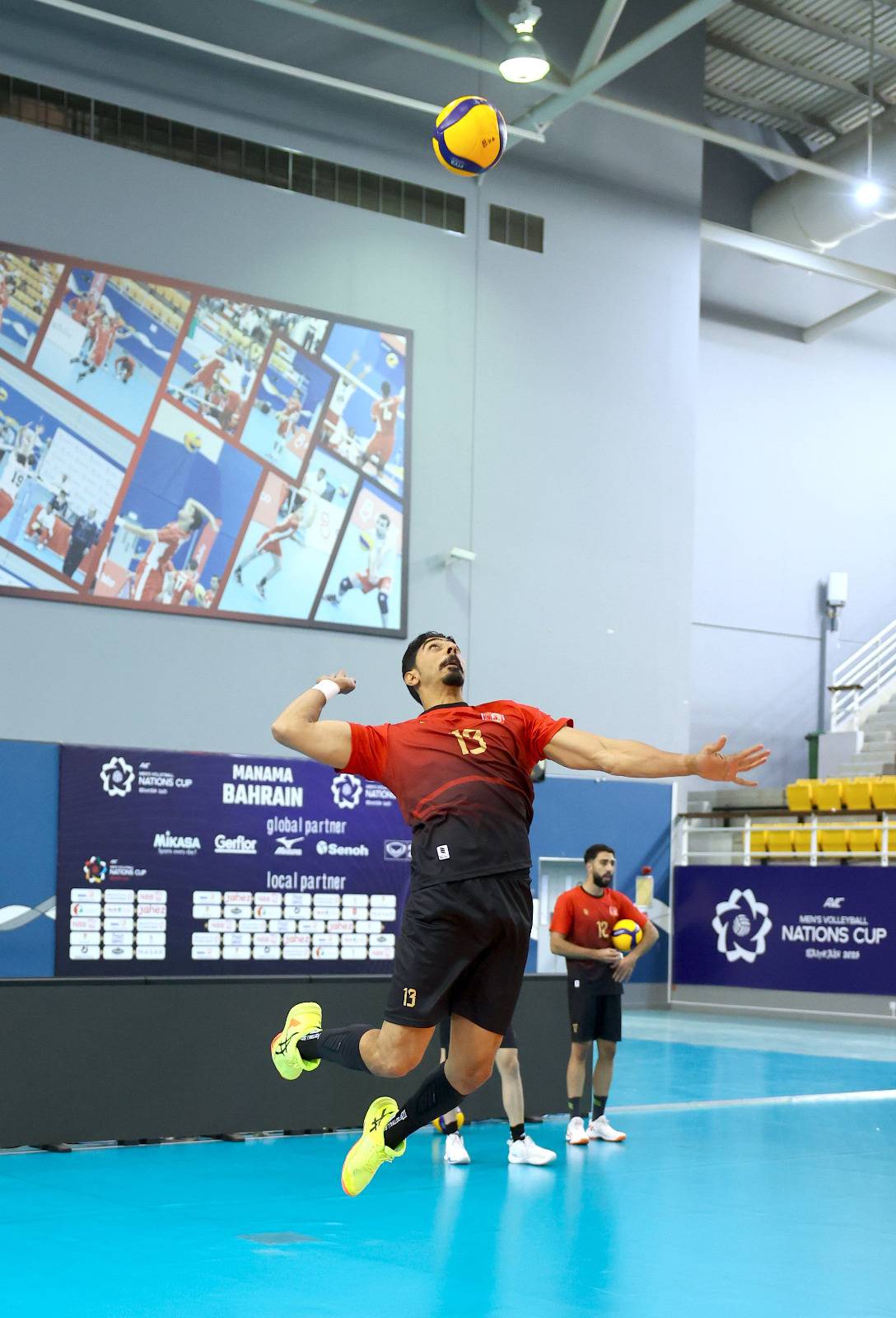 علي إبراهيم: نطمح للمنافسة على اللقب بدعم جماهيرنا