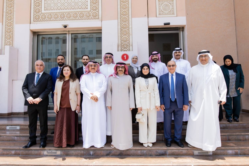 وزير التربية والتعليم يفتتح يوم المهن السنوي الثالث عشر بالجامعة الأهلية