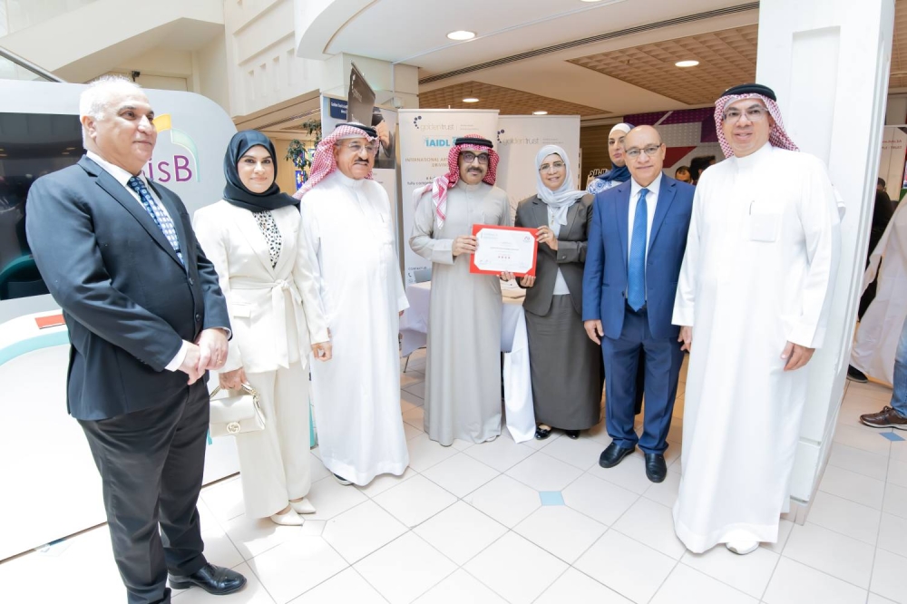 وزير التربية والتعليم يفتتح يوم المهن السنوي الثالث عشر بالجامعة الأهلية