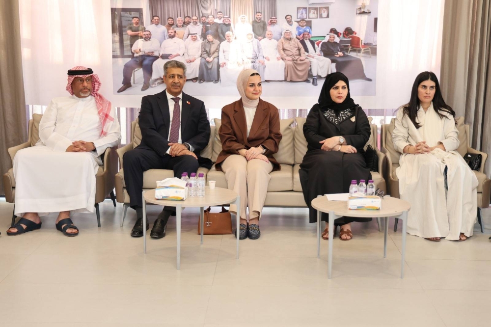 النائب سرور: دعم الشباب تشريعياً بقبة البرلمان وتمكينهم للإسهام الفعال في التنمية