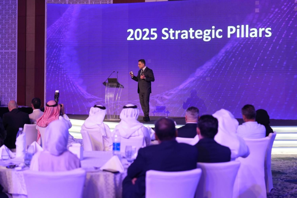 بنك البحرين الإسلامي ينظّم لقاء العمل لموظفيه