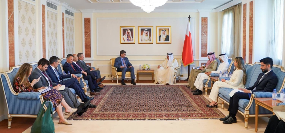 وزير الخارجية يستقبل وفدًا من مجلس النواب في الولايات المتحدة الأمريكية