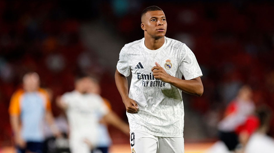 مبابي يراهن على كأس العالم للأندية لاستعادة بريق الكرة الذهبية