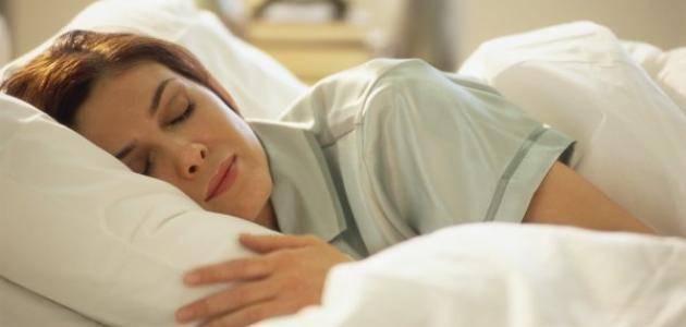 أبرزها نقص فيتامين د.. أسباب كثرة النوم والخمول طوال اليوم