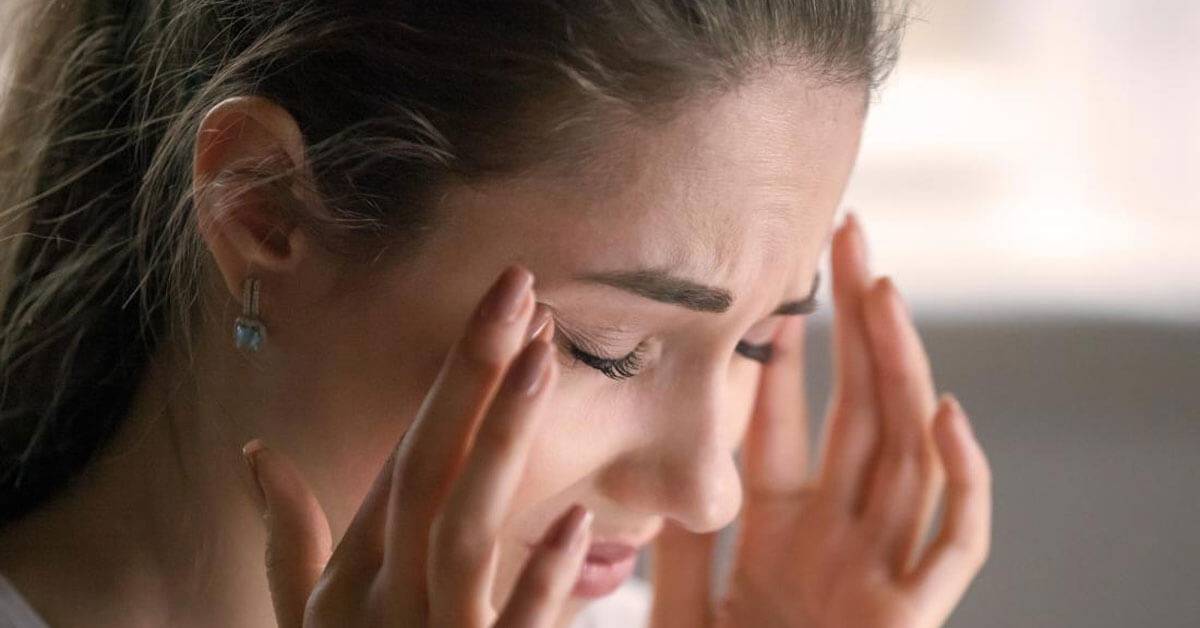 منها نقص السوائل.. أسباب الشعور بالدوخة بشكل مستمر