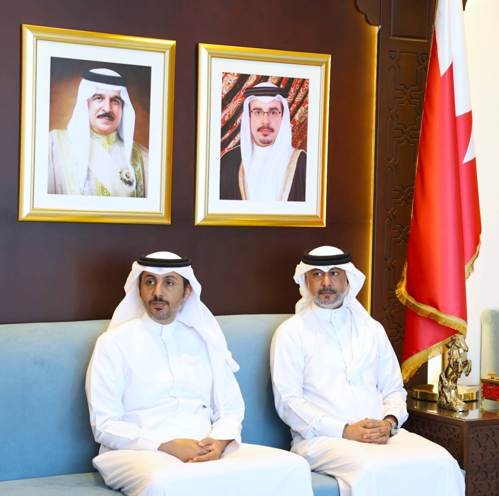 "الموروث" تسلم جوائز الفائزين في بطولة الألعاب الشعبية