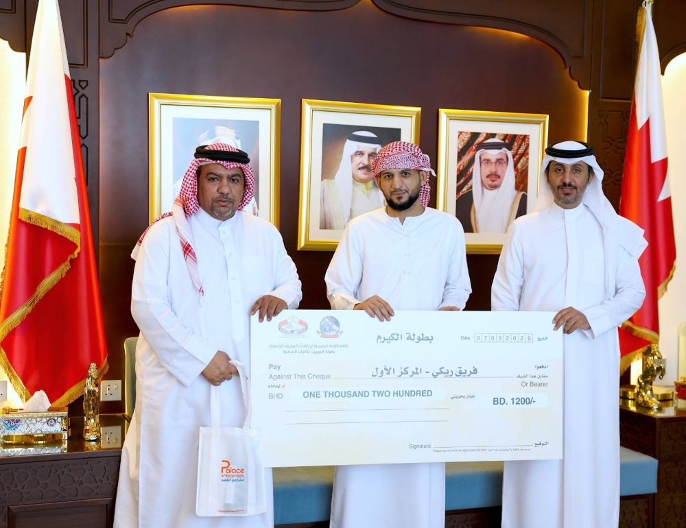 "الموروث" تسلم جوائز الفائزين في بطولة الألعاب الشعبية