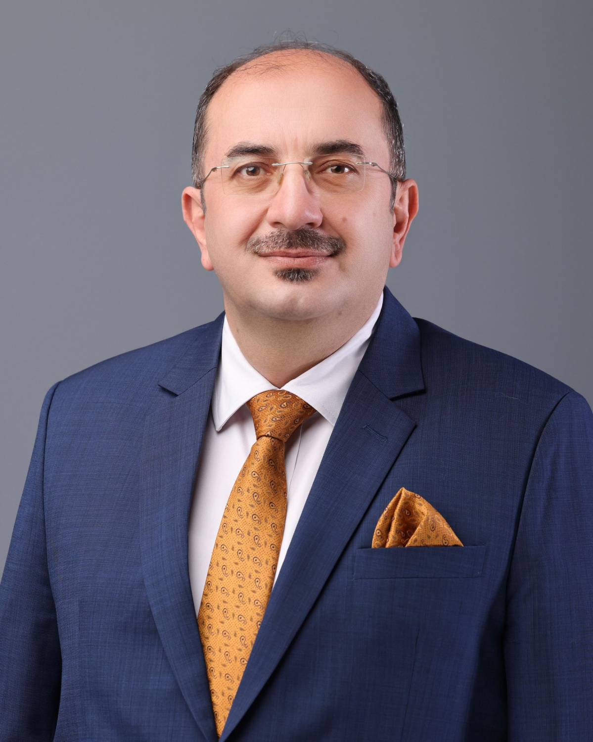 بدء عملية فرز المشاركات الخاصة بمسابقة "نجم التعليق"