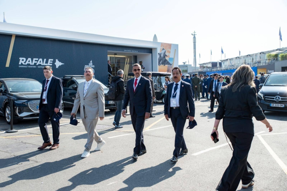 وزير المواصلات والاتصالات يشارك في افتتاح معرض لوبورجيه الدولي بباريس