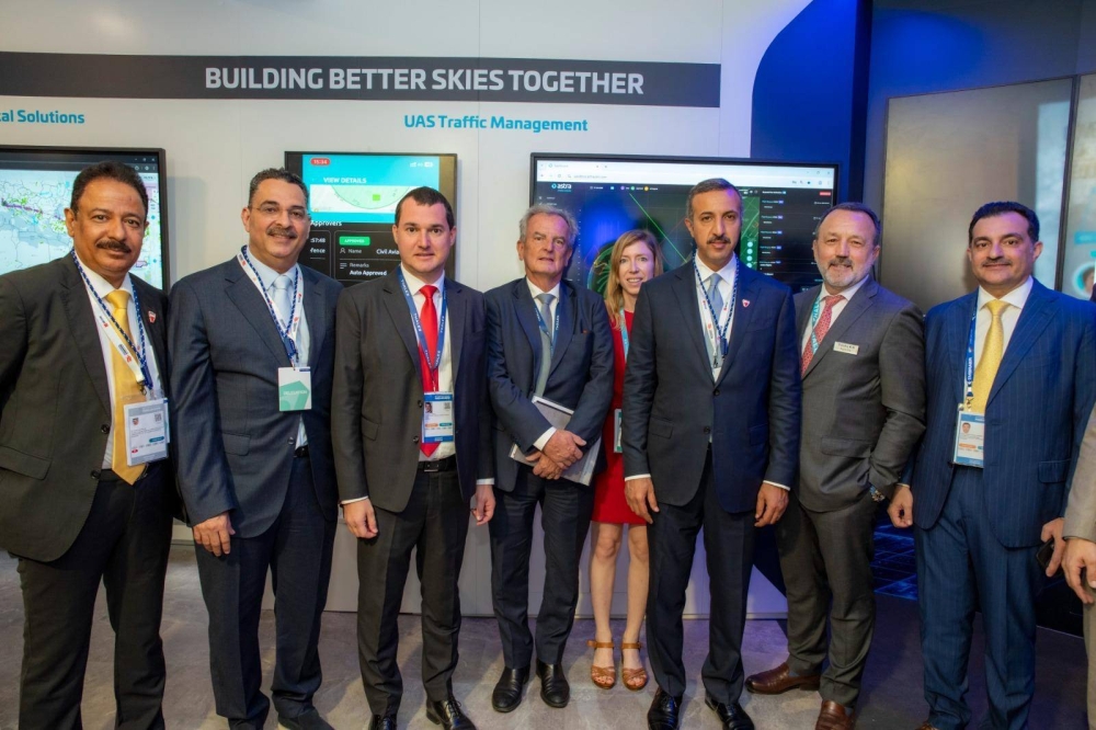 وزير المواصلات والاتصالات يشارك في افتتاح معرض لوبورجيه الدولي بباريس