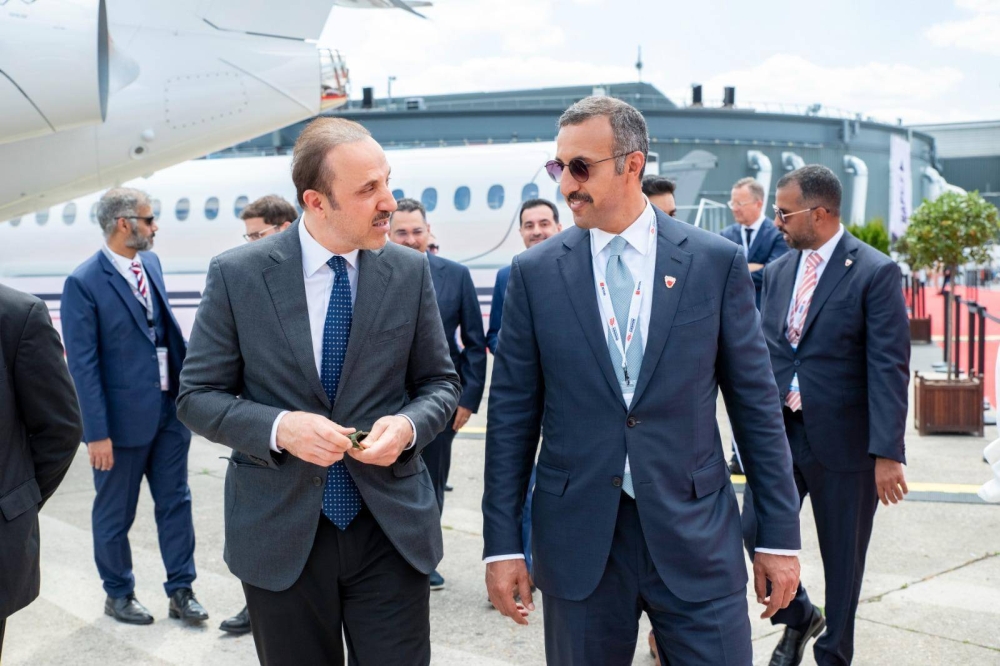 وزير المواصلات والاتصالات يشارك في افتتاح معرض لوبورجيه الدولي بباريس