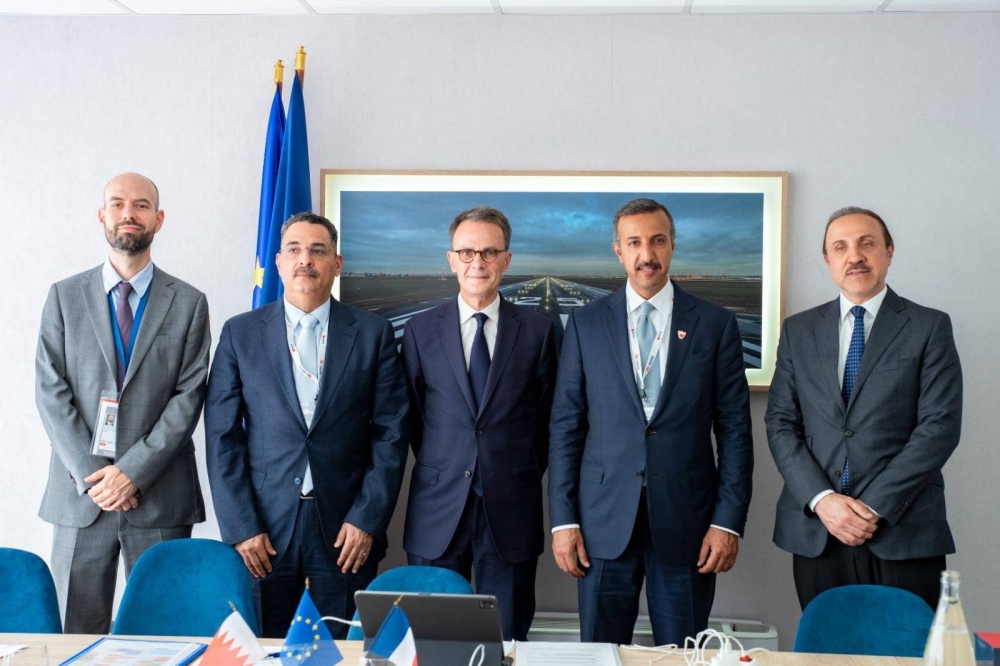 وزير المواصلات والاتصالات يشارك في افتتاح معرض لوبورجيه الدولي بباريس