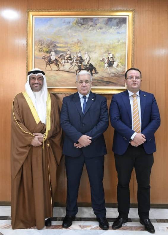 رئيس المجلس الشعبي الوطني في الجزائر يستقبل سفير البحرين