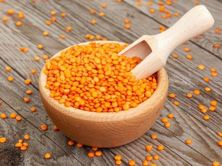 فوائد العدس الأحمر لتفتيح البشرة ونضارتها