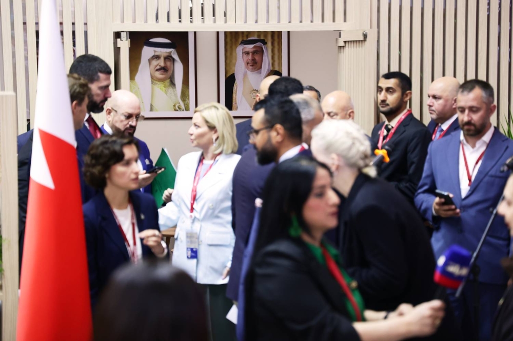 وزير الصناعة والتجارة نتطلع لتعزيز التعاون بين البحرين وروسيا وفتح آفاق جديدة للشراكة