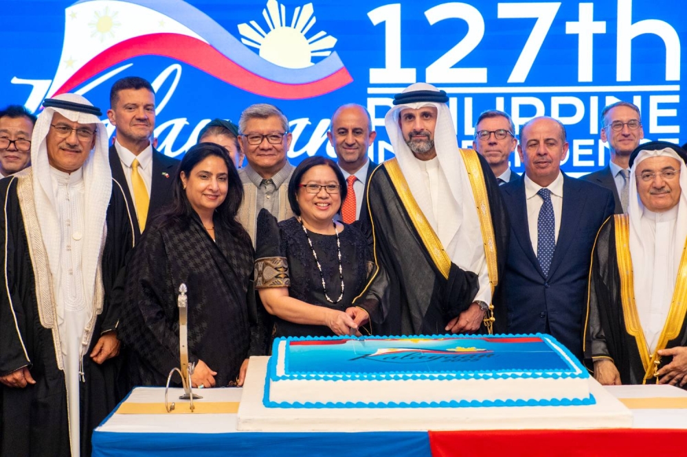 وكيل "الخارجية" للشؤون السياسية يحضر حفل سفارة الفلبين بمناسبة الذكرى 27 بعد المئة للاستقلال