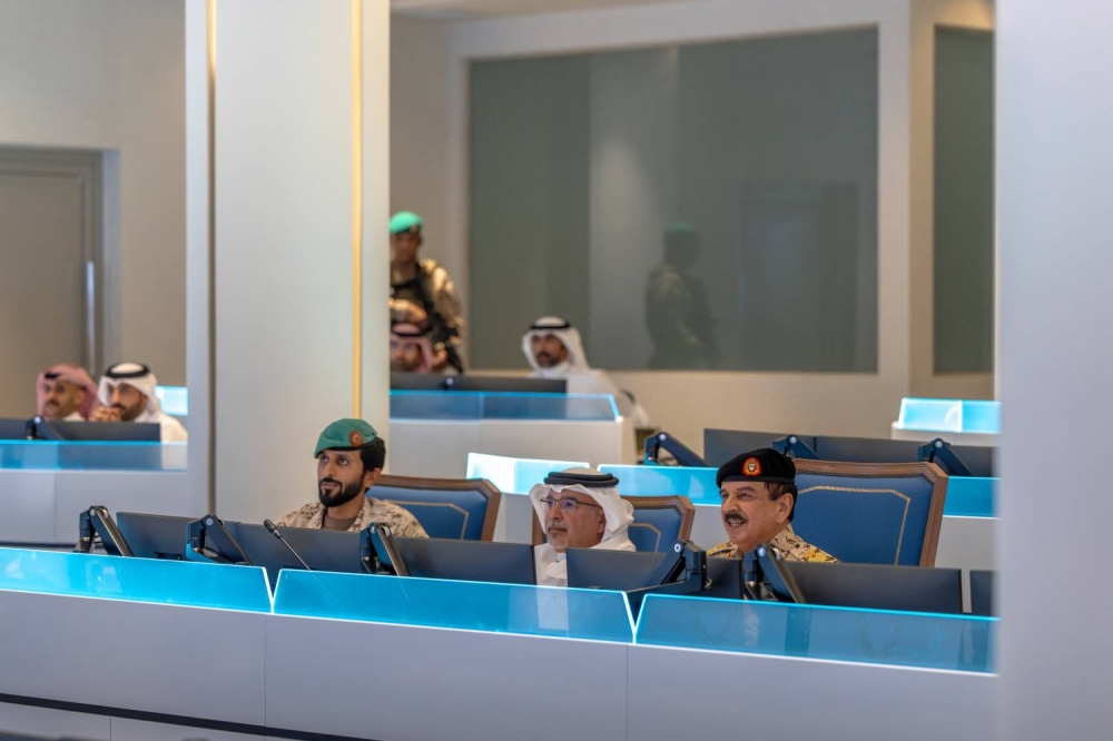 الملك القائد الأعلى للقوات المسلحة يقوم بزيارات ميدانية لعدد من وحدات "قوة الدفاع"
