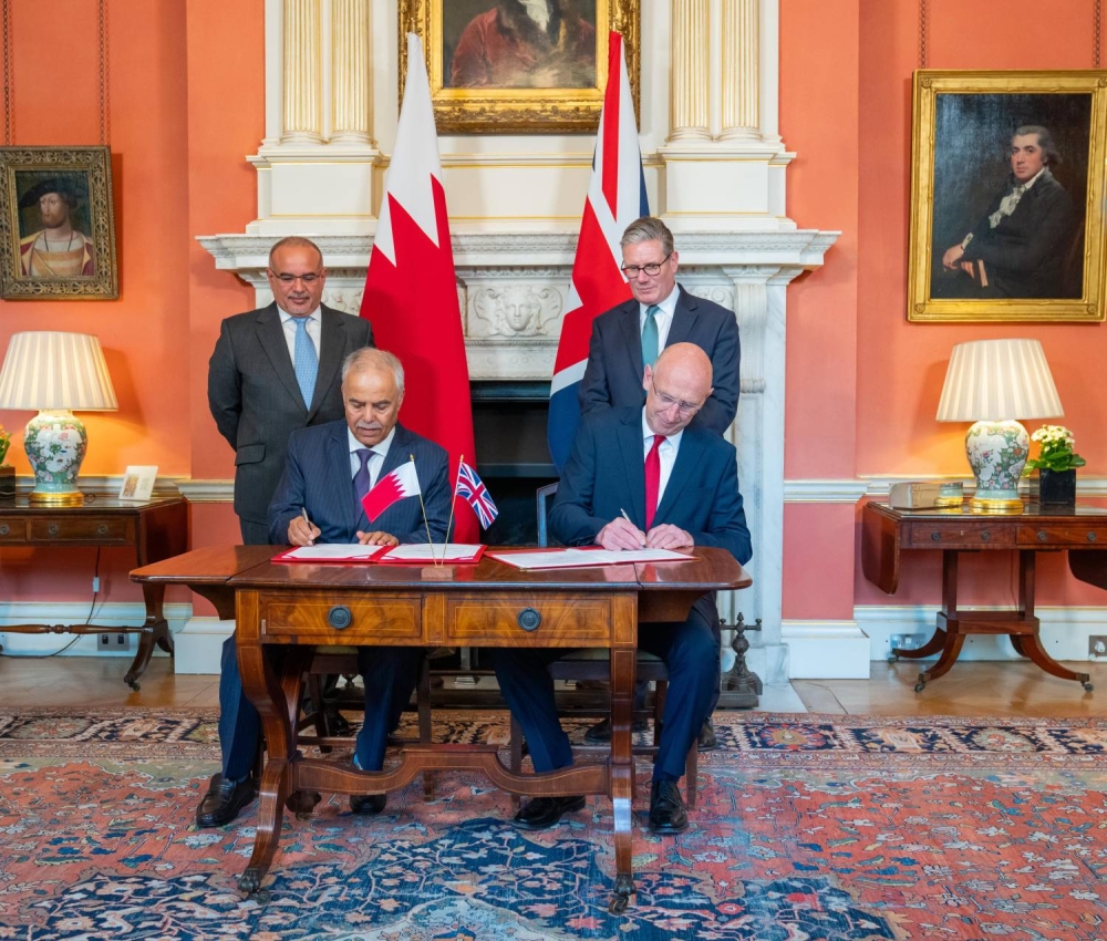 ولي العهد رئيس الوزراء يلتقي كير ستارمر و يؤكد على العلاقات التاريخية بين البلدين