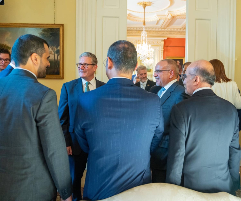 ولي العهد رئيس الوزراء يلتقي كير ستارمر و يؤكد على العلاقات التاريخية بين البلدين