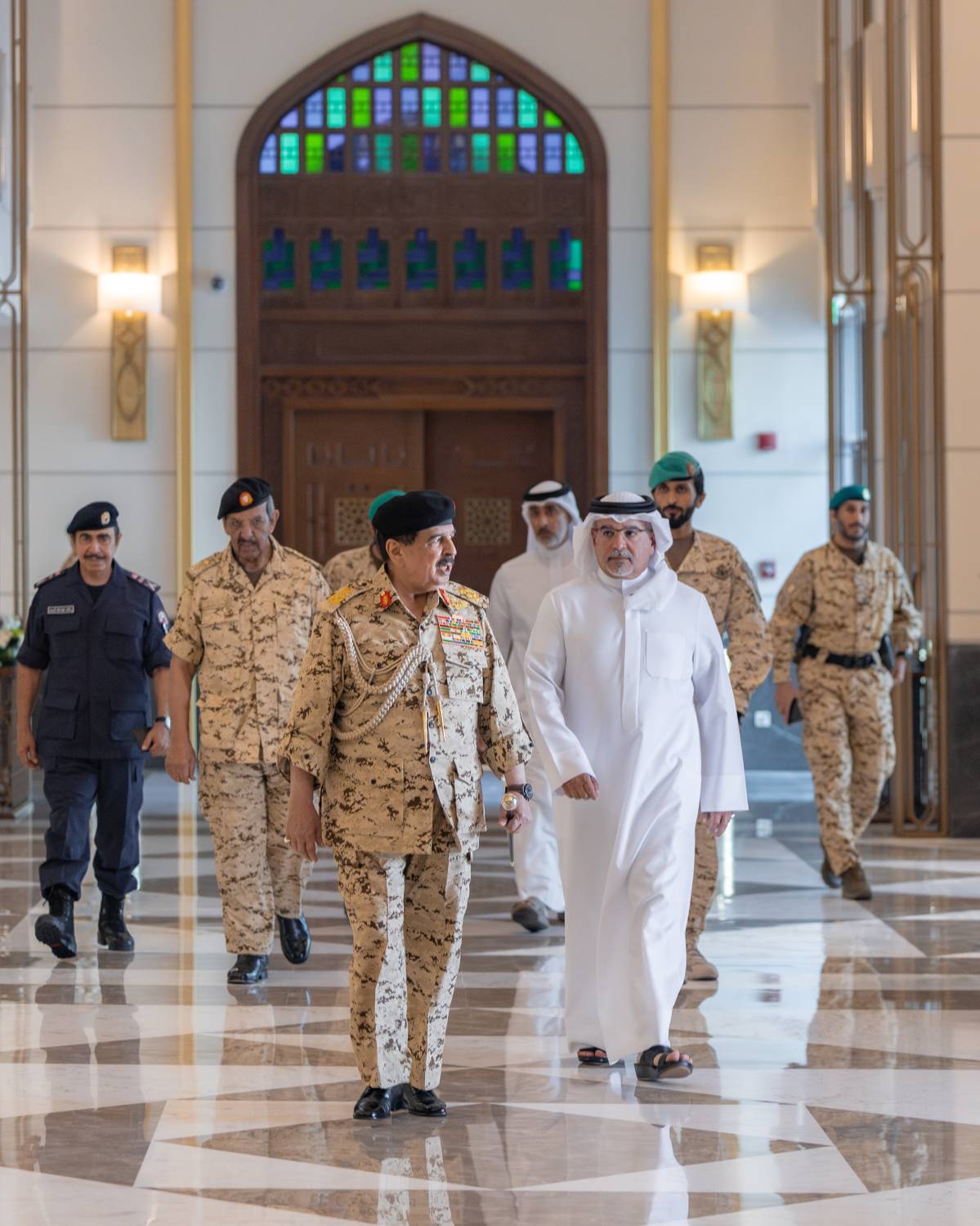 الملك القائد الأعلى للقوات المسلحة يقوم بزيارات ميدانية لعدد من وحدات "قوة الدفاع"