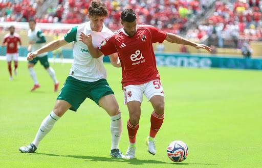 كاف يصف خسارة الأهلي أمام بالميراس بـ&laquo;مباراة العاصفة&raquo; ويحدد شروط التأهل