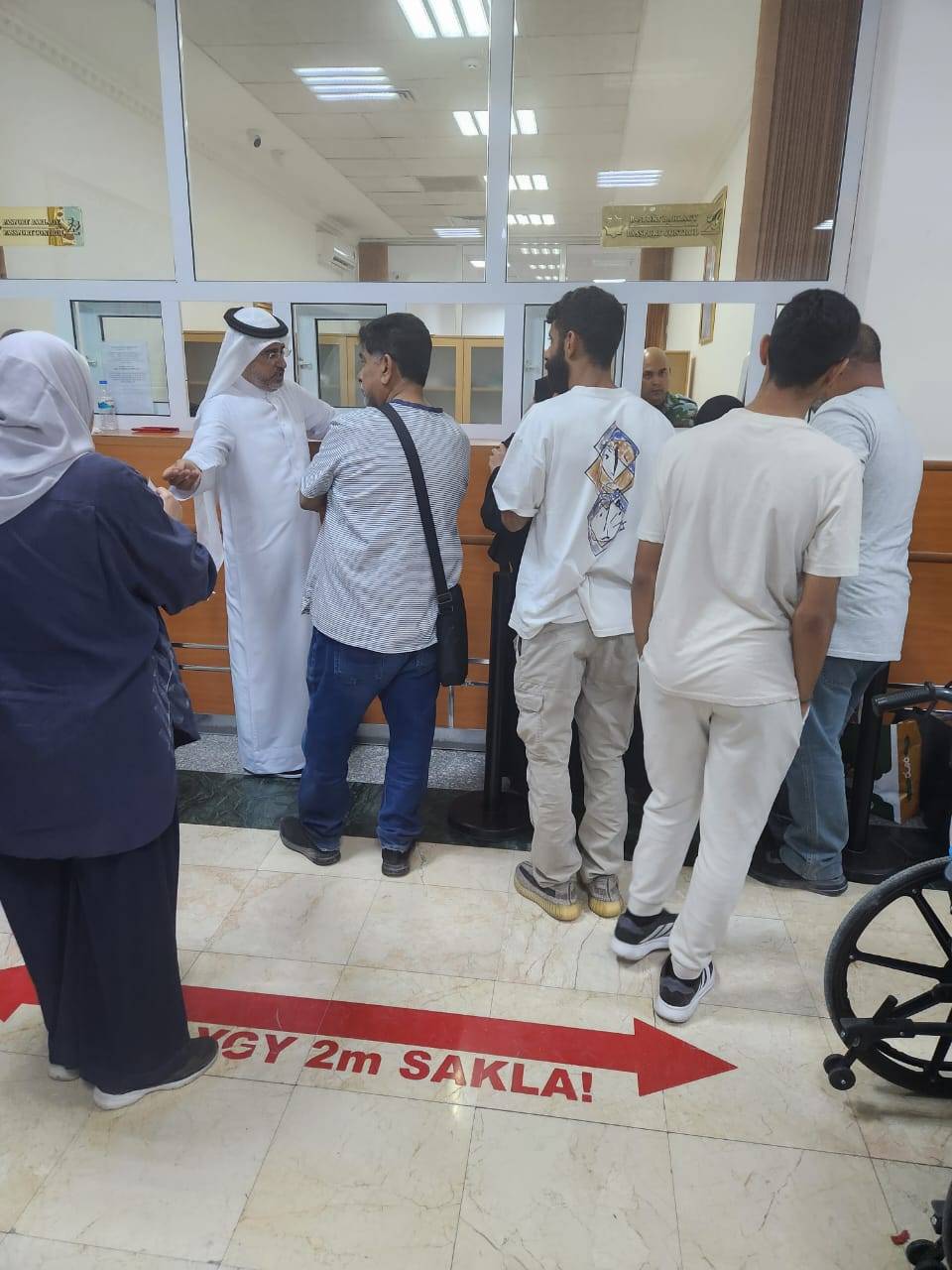 سفير البحرين لدى تركيا يتابع تسهيل عبور المواطنين العائدين من مشهد عبر تركمانستان