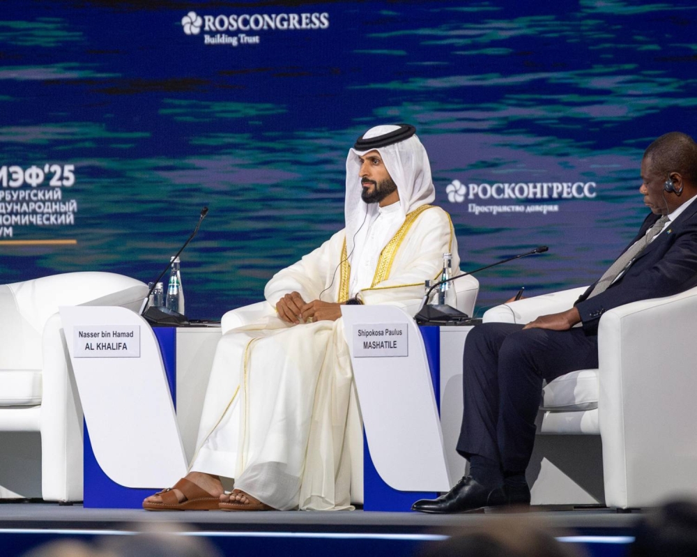 ناصر بن حمد: البحرين تحقق نجاحات بارزة في المجالات الاقتصادية وفق رؤية الملك