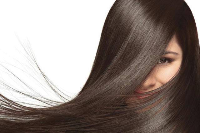 للحفاظ على صحته ولمعانه.. أفضل طرق العناية بالشعر بعد الفرد