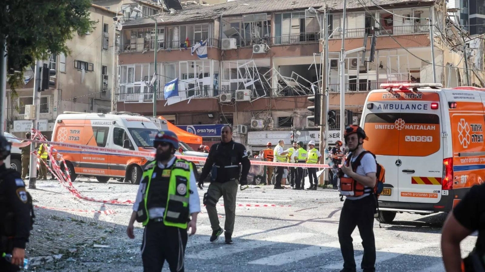 إسرائيل تعلق الأنشطة التعليمية والتجمعات في أماكن العمل باستثناء المرافق الحيوية