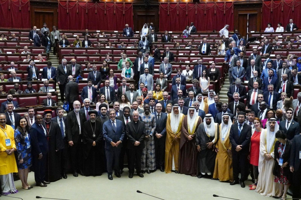 وفد الشعبة البرلمانية يختتم مشاركته في مؤتمر حوار الأديان في "روما" ويؤكد التزام البحرين بنبذ الكراهية وتعزيز التعايش والتسامح