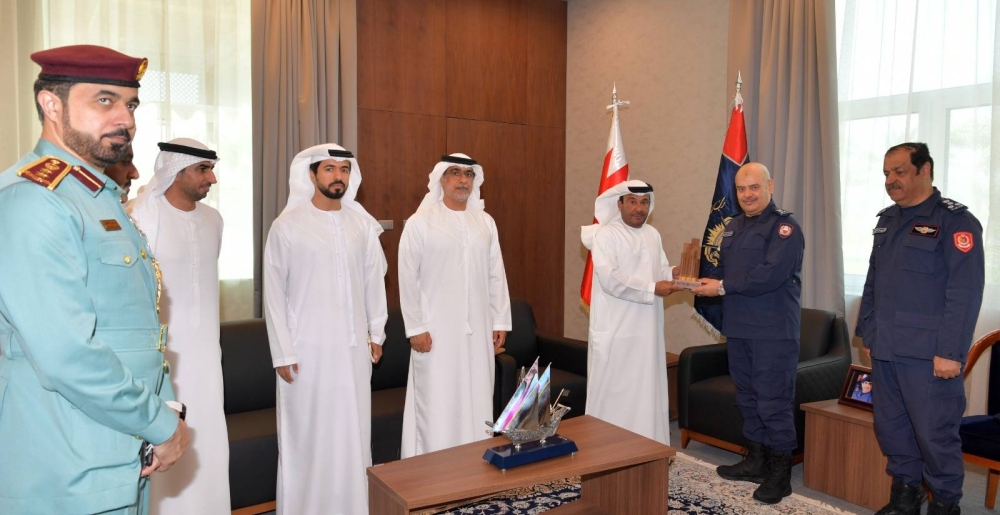 رئيس الأمن العام يستقبل رئيس الهيئة الوطنية لإدارة الطوارئ والأزمات والكوارث بدولة الإمارات