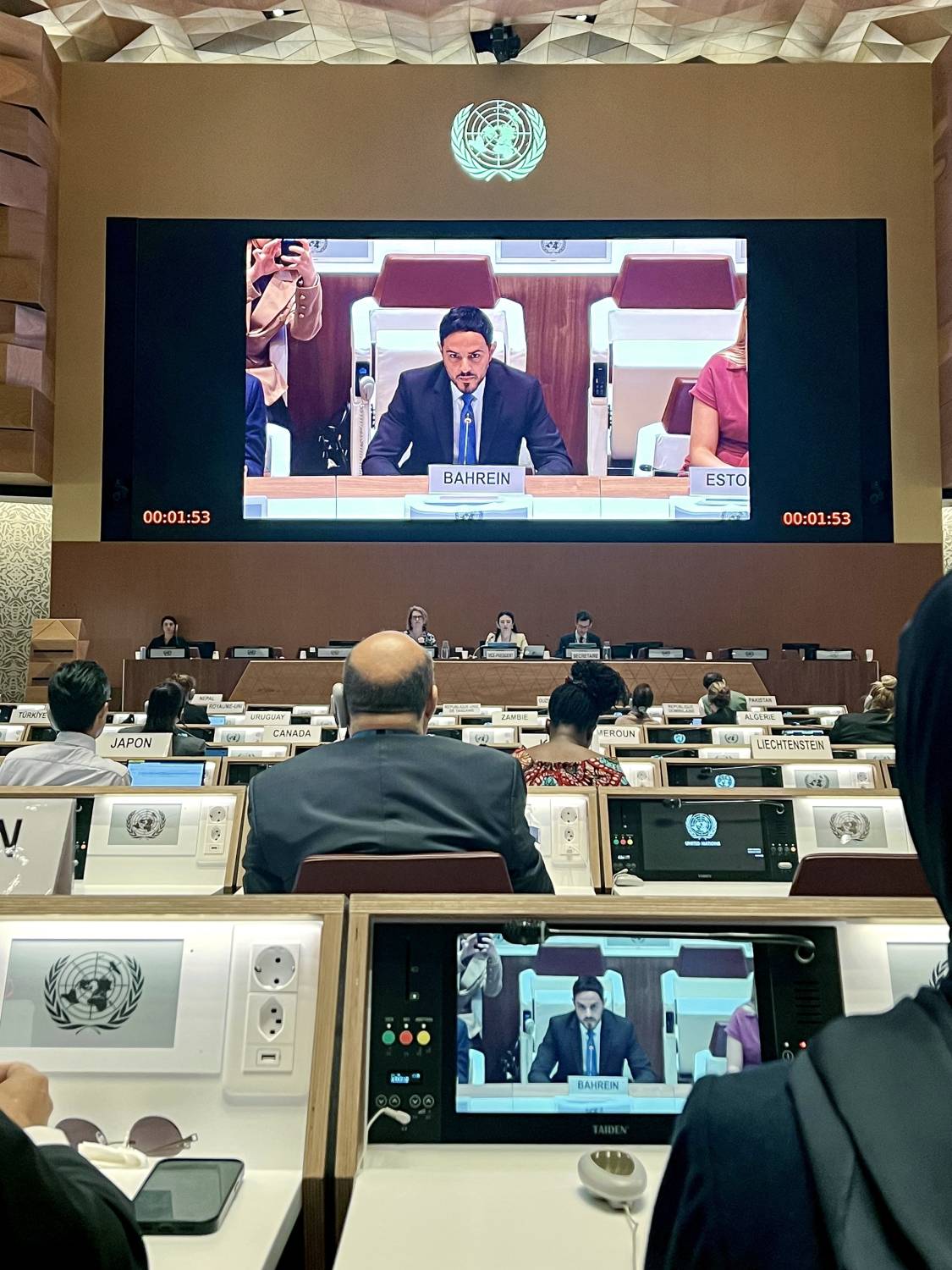 أمين عام المؤسسة الملكية للأعمال الإنسانية يشيد بدور البحرين في الاستجابة السريعة واحترام كرامة الإنسان