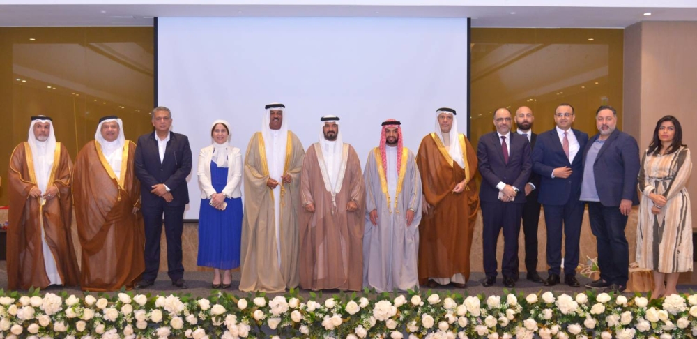 وكيل وزارة العمل يشارك في حفل خريجي جمعية البحرين للأطفال ذوي الصعوبة في السلوك والتواصل