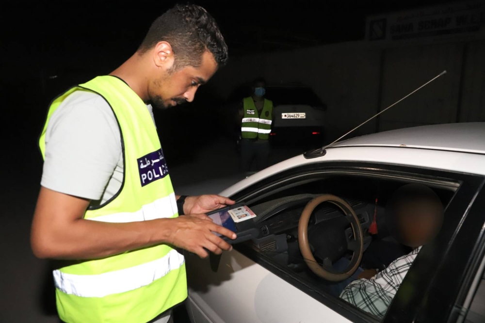 الإدارة العامة للمباحث والأدلة الجنائية تنفذ حملات لضبط مخالفي الإقامة